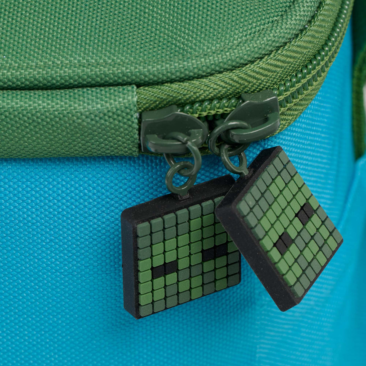 minecraft-chicken-jockey-square-lunch-cooler-bag-x4 00027778-Z.jpg