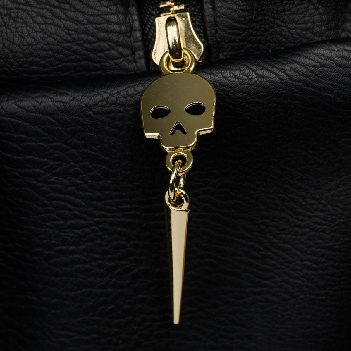 liquid-death-coffin-crossbody-cooler-bag-g3 00028055-Z.jpg