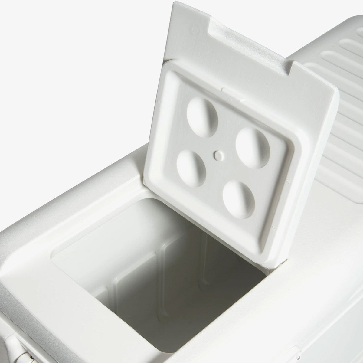 quick-and-cool-150-qt-cooler-m9 00044363-quick-and-cool-150-qt-cooler-cu-open-hatch_2c6197ae-88fc-4867-ad4f-5e48e4b855e0.jpg