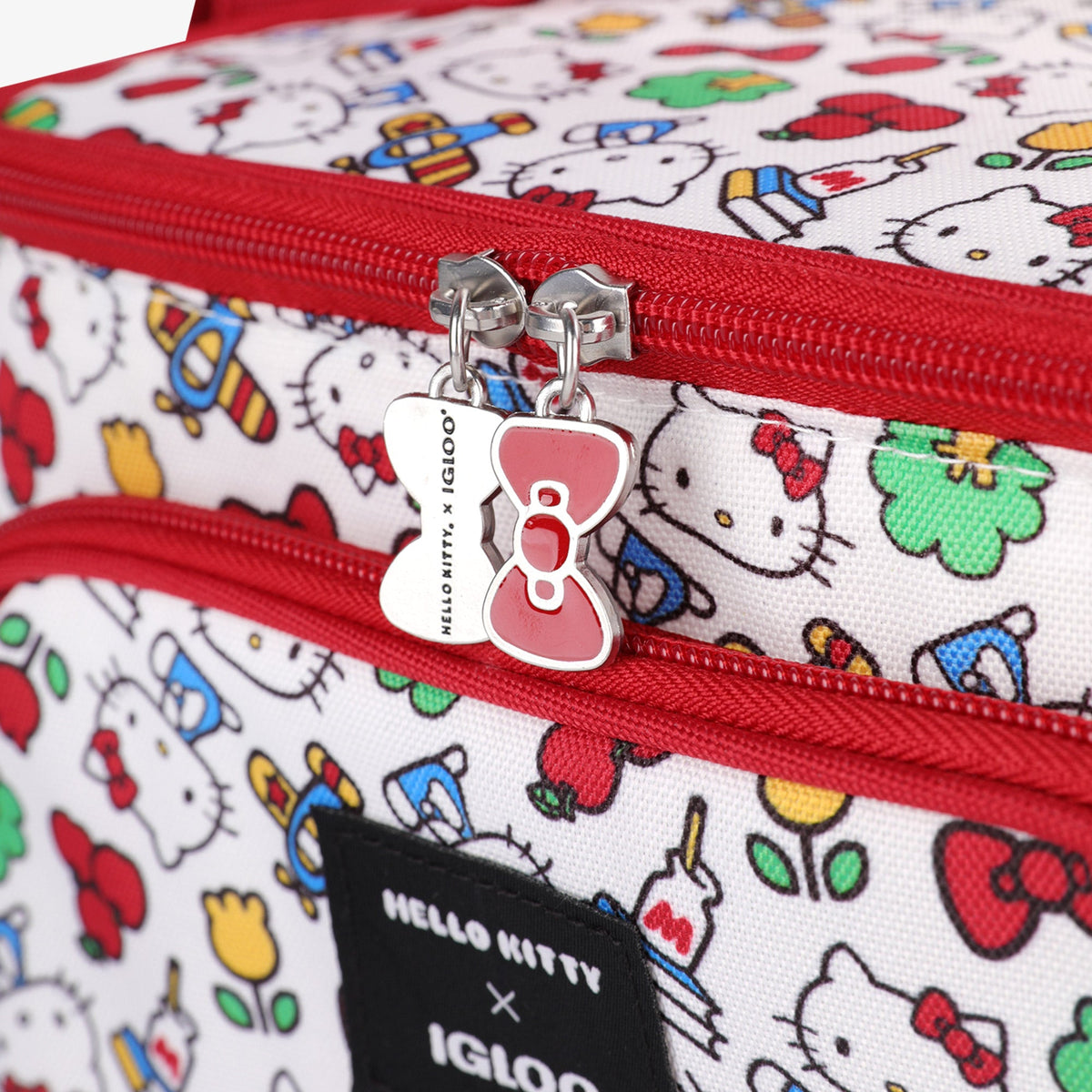 hello-kitty-square-lunch-cooler-bag-t1 00048910-C8.jpg