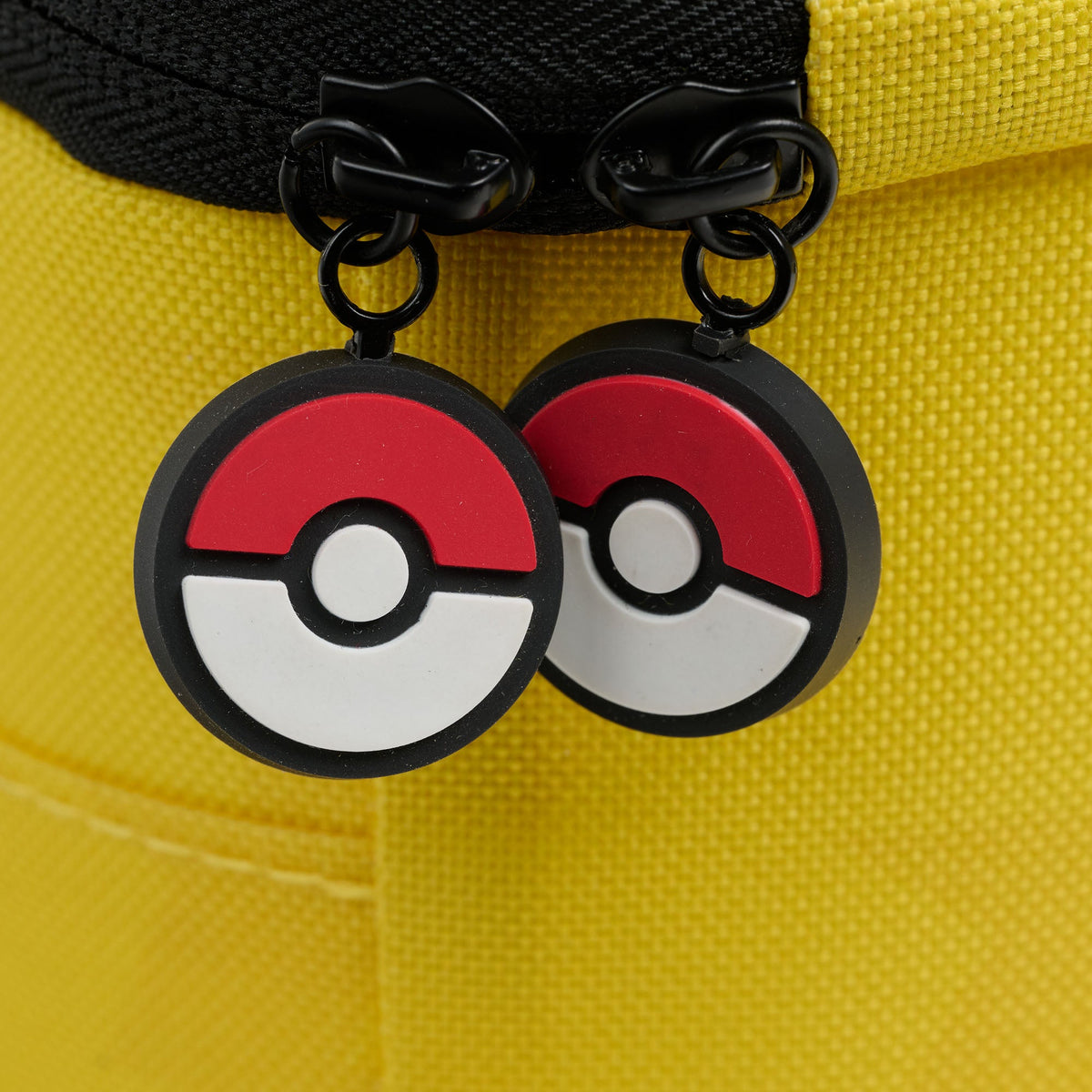 pokemon-pikachu-square-lunch-cooler-bag-r1 00066645-Z.jpg